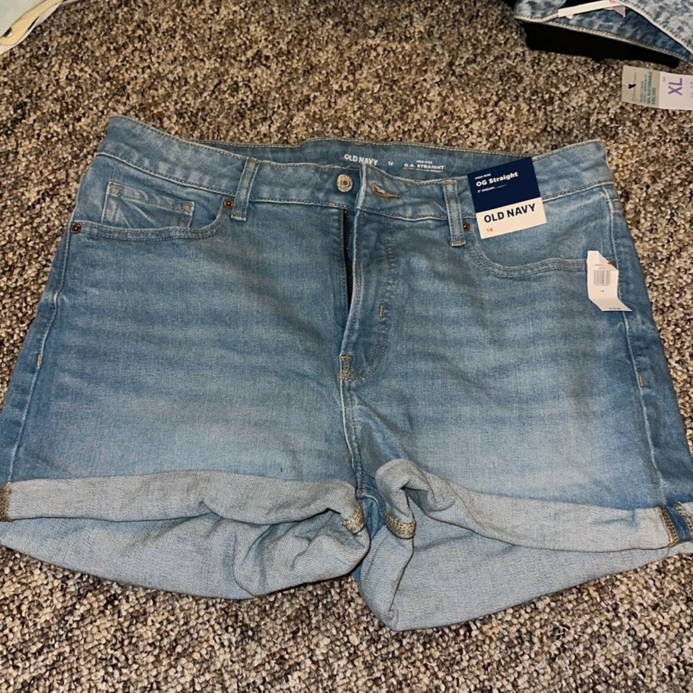 *NWT* Old Navy OG Straight High-Rise Shorts